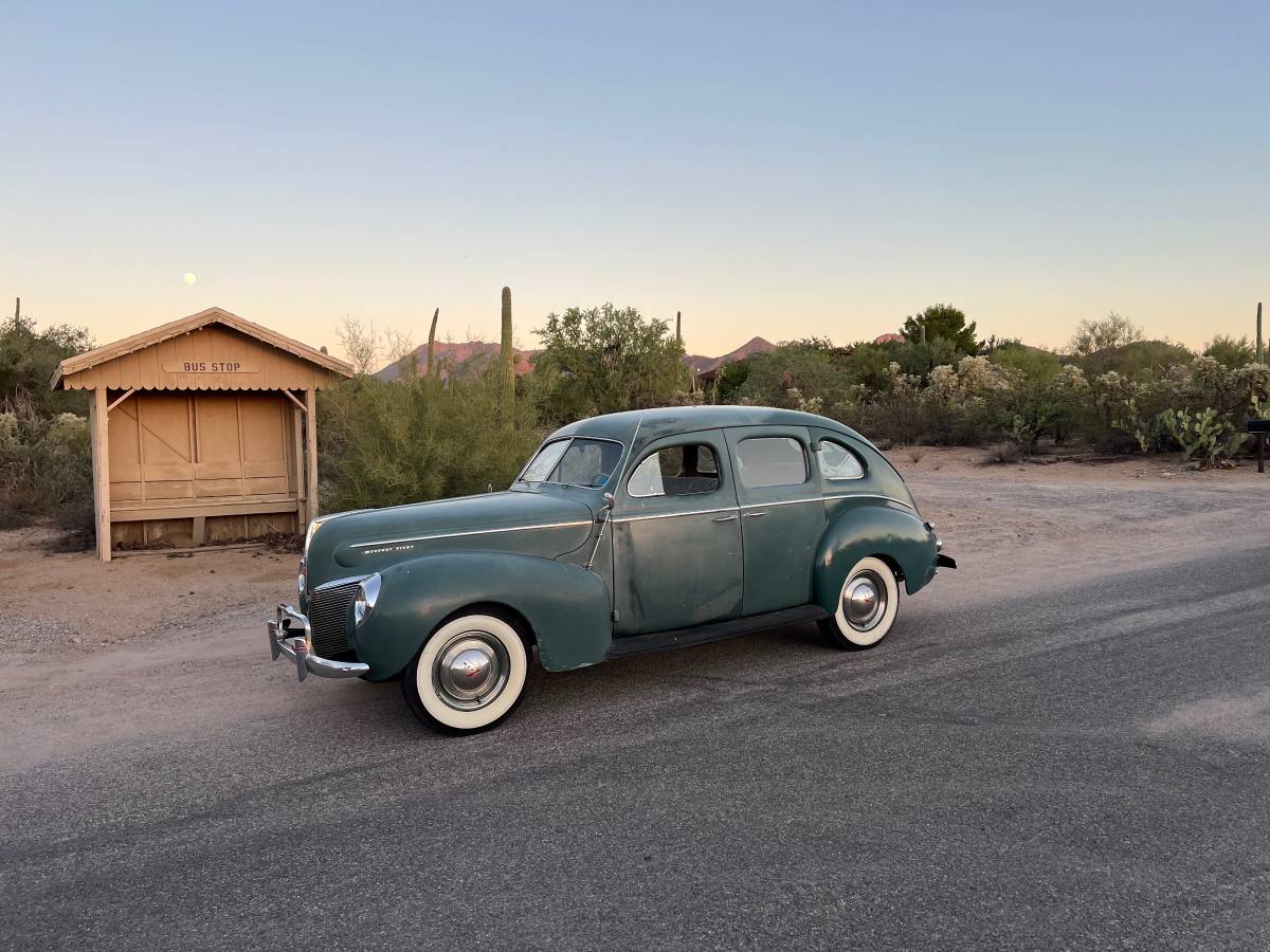 Mercury-eight-1940-1
