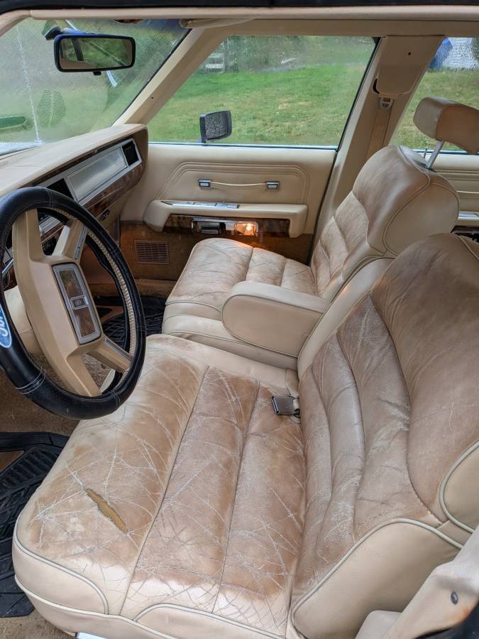 Mercury-grand-marquis-1984-white-1