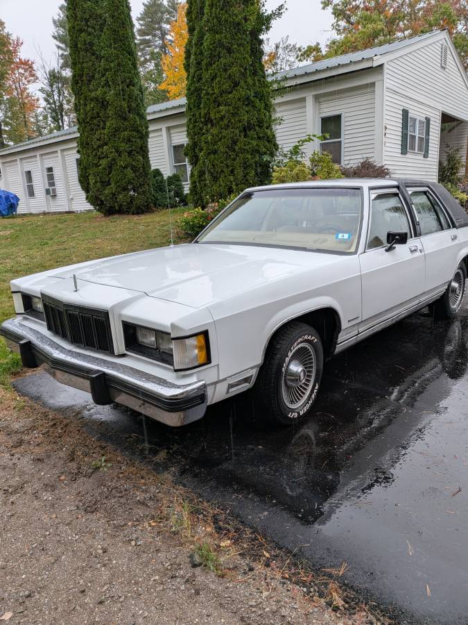 Mercury-grand-marquis-1984-white-2