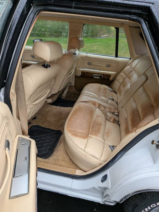 Mercury-grand-marquis-1984-white-6