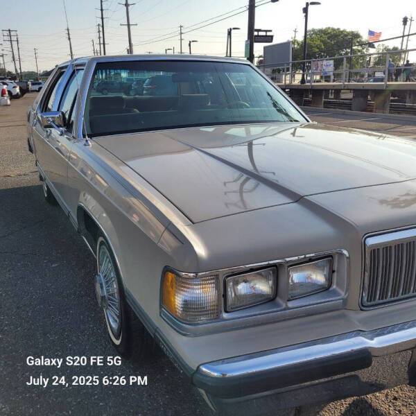 Mercury-grand-marquis-1988-29
