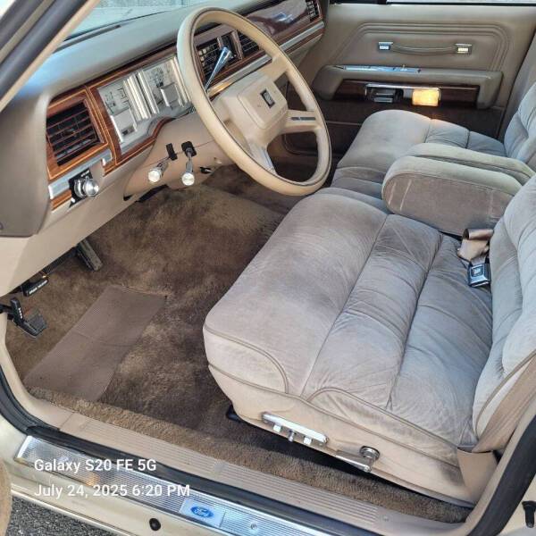 Mercury-grand-marquis-1988-34