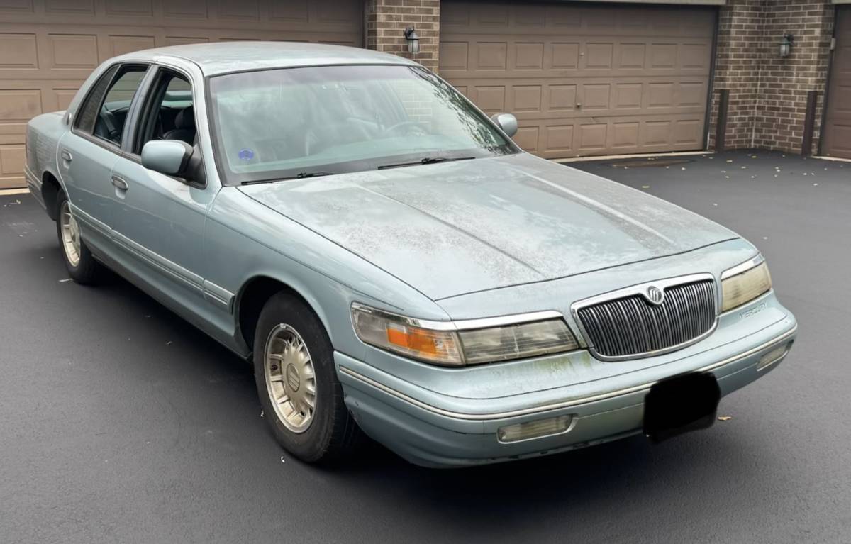 Mercury-grand-marquis-1996-green-1