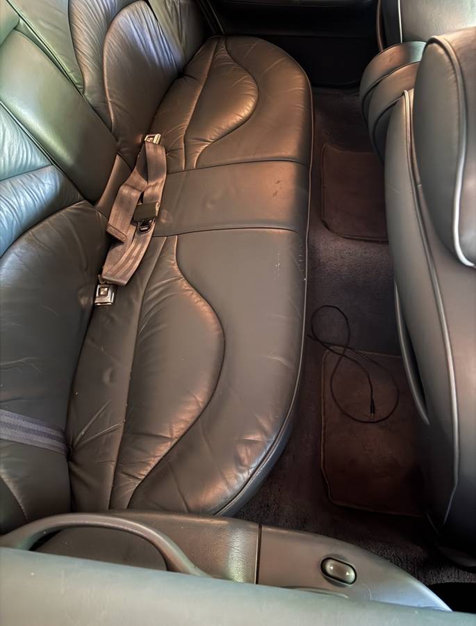 Mercury-grand-marquis-1996-green-10