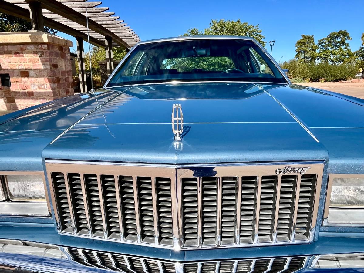Mercury-grand-marquis-ls-1987-blue-8