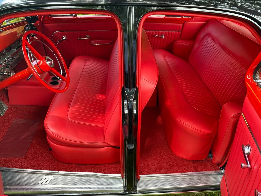 Mercury-monterey-1951-black-12