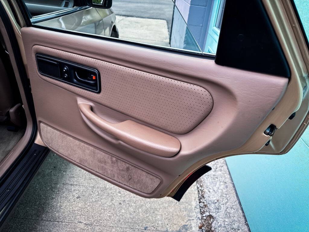 Merkur-Scorpio-1989-Hatchback-25