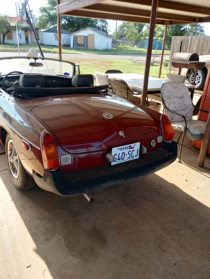 Mg-1975-red-3