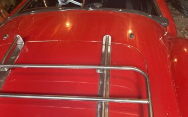 Mg-A-1958-Chariot-Red-Black-With-Red-Piping
