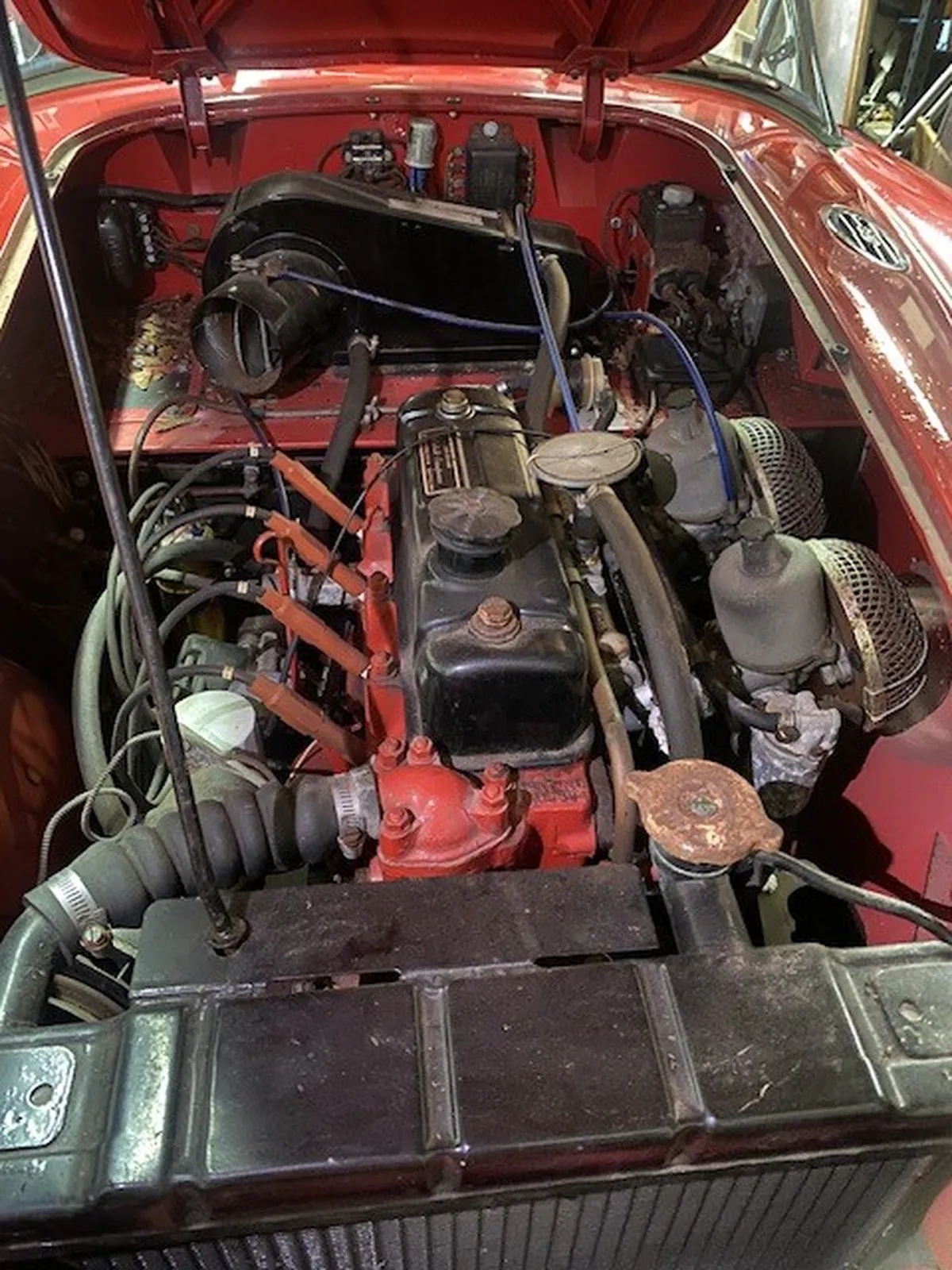 Mg-A-1959-Red-Black-On-Red-1