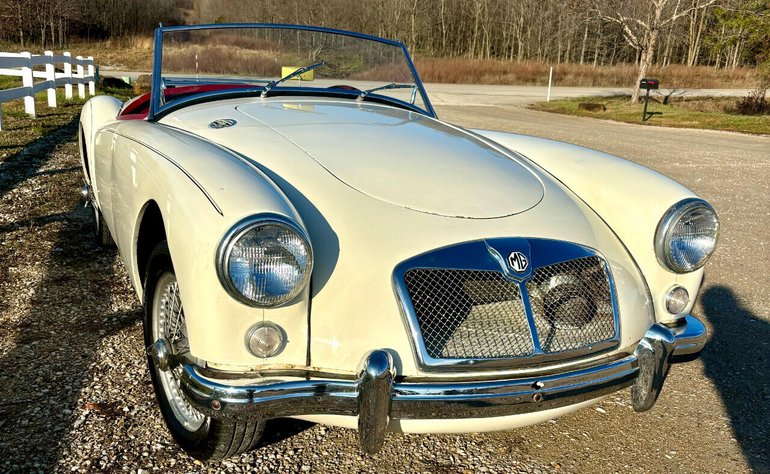 Mg-A-1959-White-Red