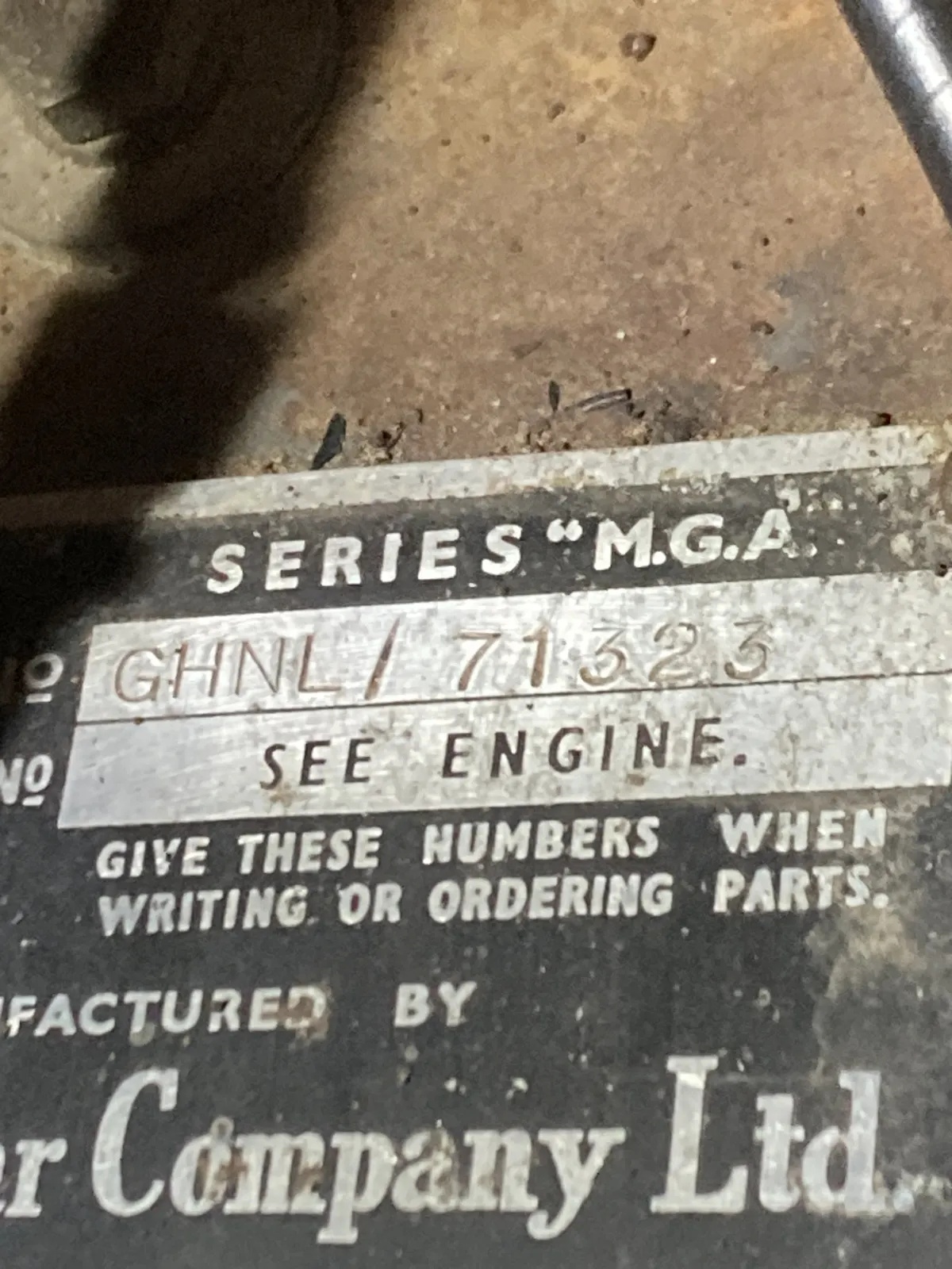 Mg-A-1960-Red-Black-11