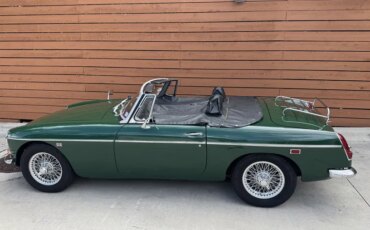 Mg-B-1969-British-Racing-Green-Black-1