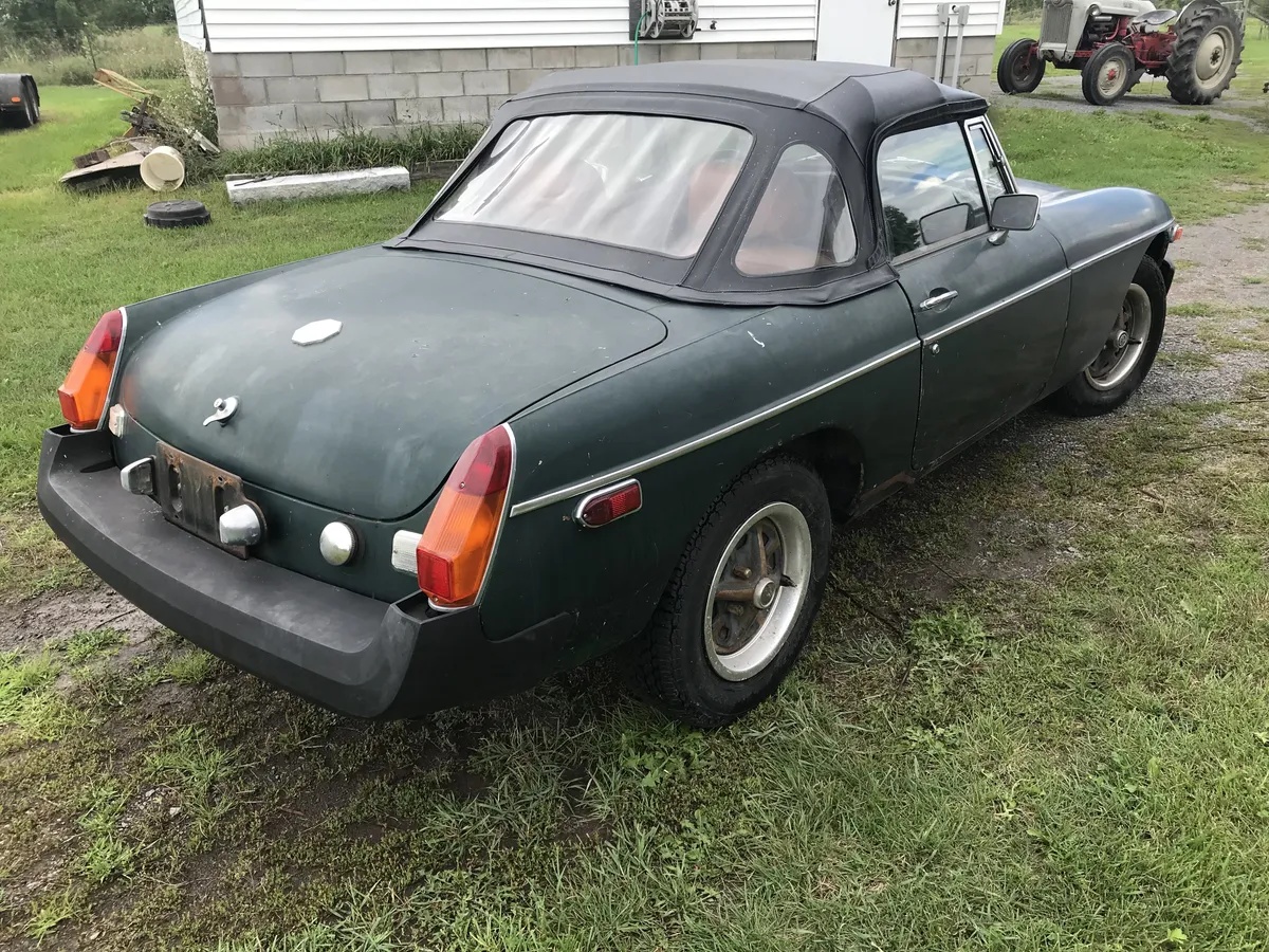 Mg-B-1975-Green-Tan-4