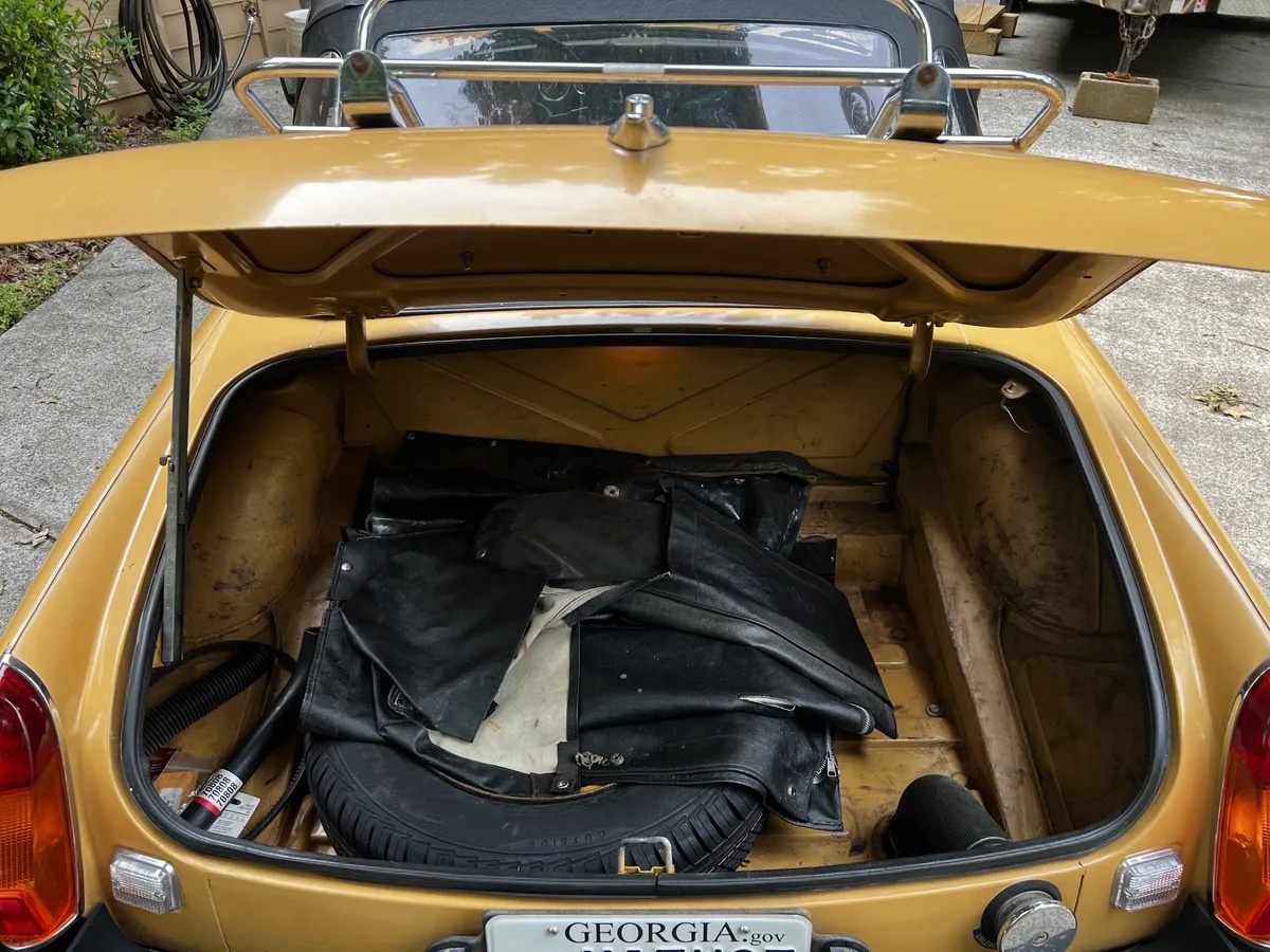 Mg-B-1976-Gold-Tan-3