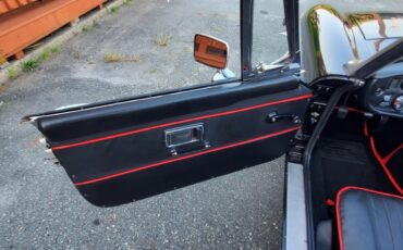 Mg-B-1977-Black-Black-With-Red-Piping-1