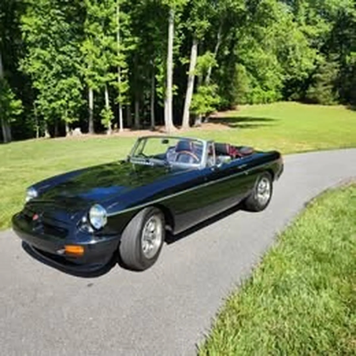 Mg-B-1977-Black-Black-With-Red-Piping-12
