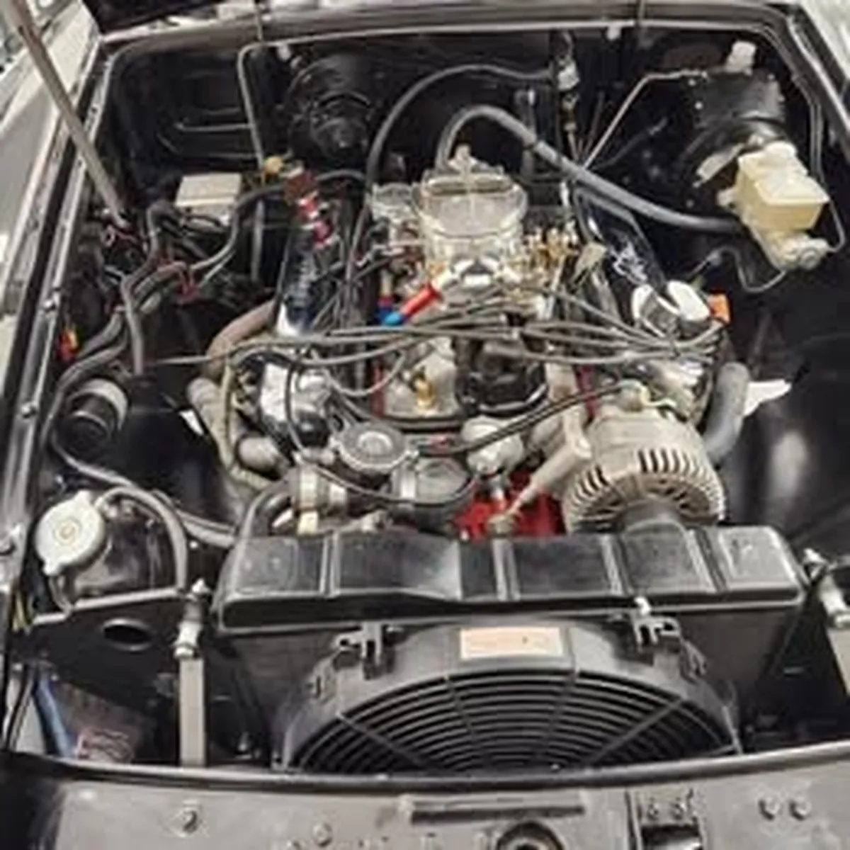 Mg-B-1977-Black-Black-With-Red-Piping-16