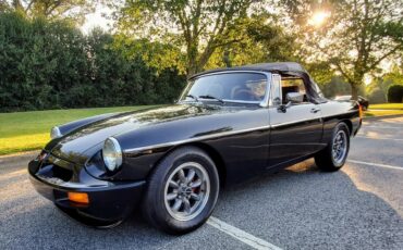 Mg-B-1977-Black-Black-With-Red-Piping-2