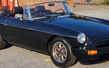 Mg-B-1977-Black-Black-With-Red-Piping-6