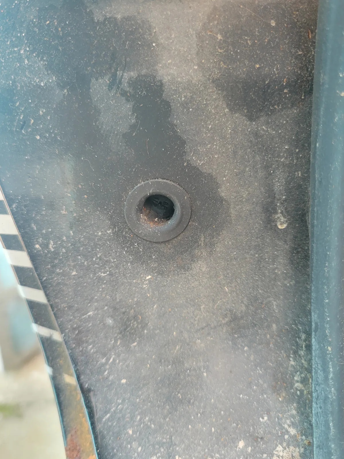 Mg-B-1979-Black-Black-10