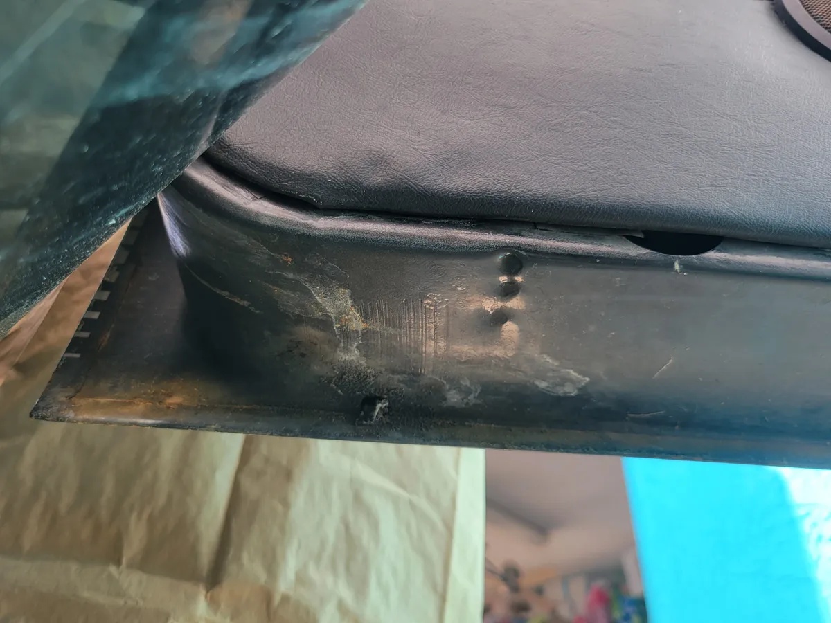 Mg-B-1979-Black-Black-18