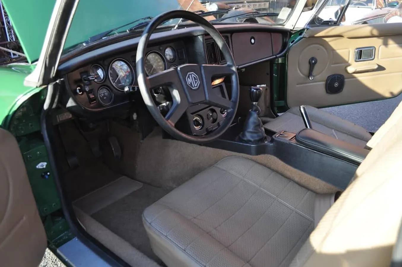 Mg-B-1979-Brooklands-Green-Brooklands-Green-Interior-13