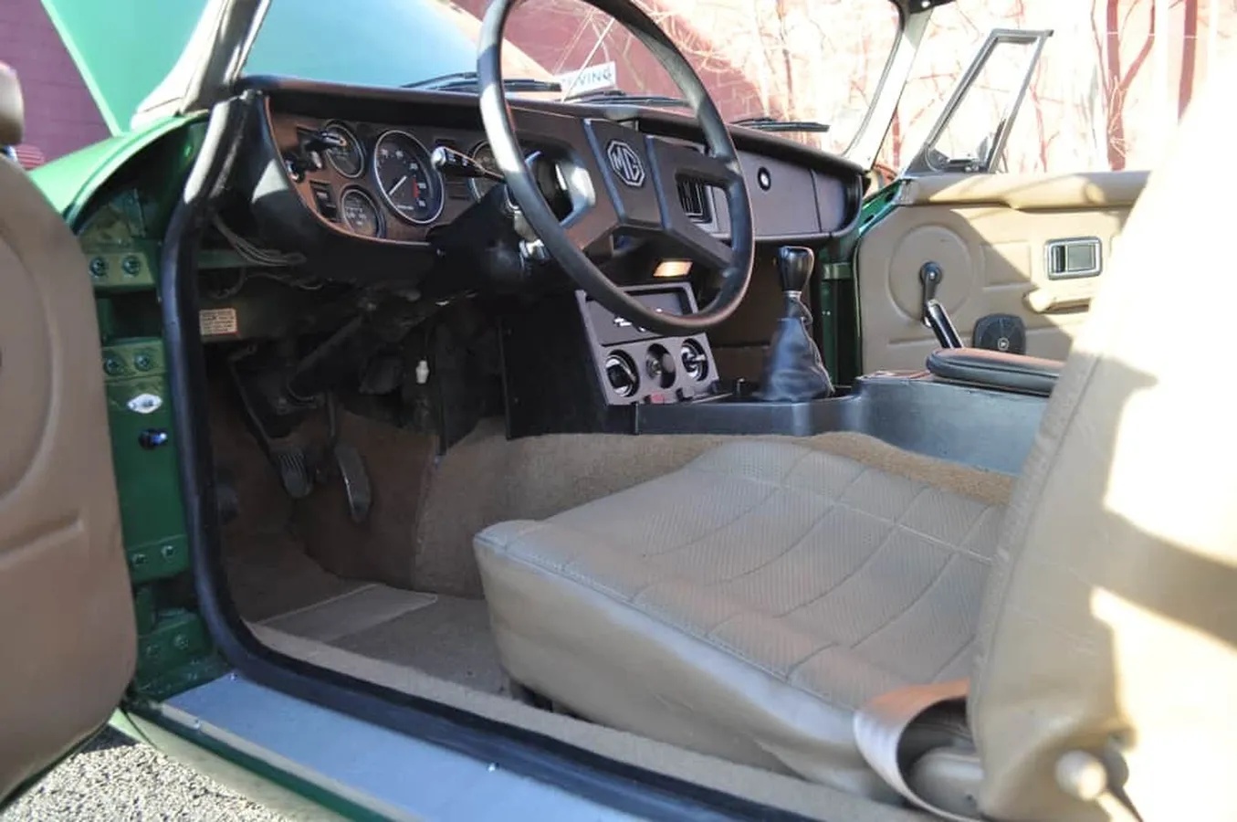 Mg-B-1979-Brooklands-Green-Brooklands-Green-Interior-2