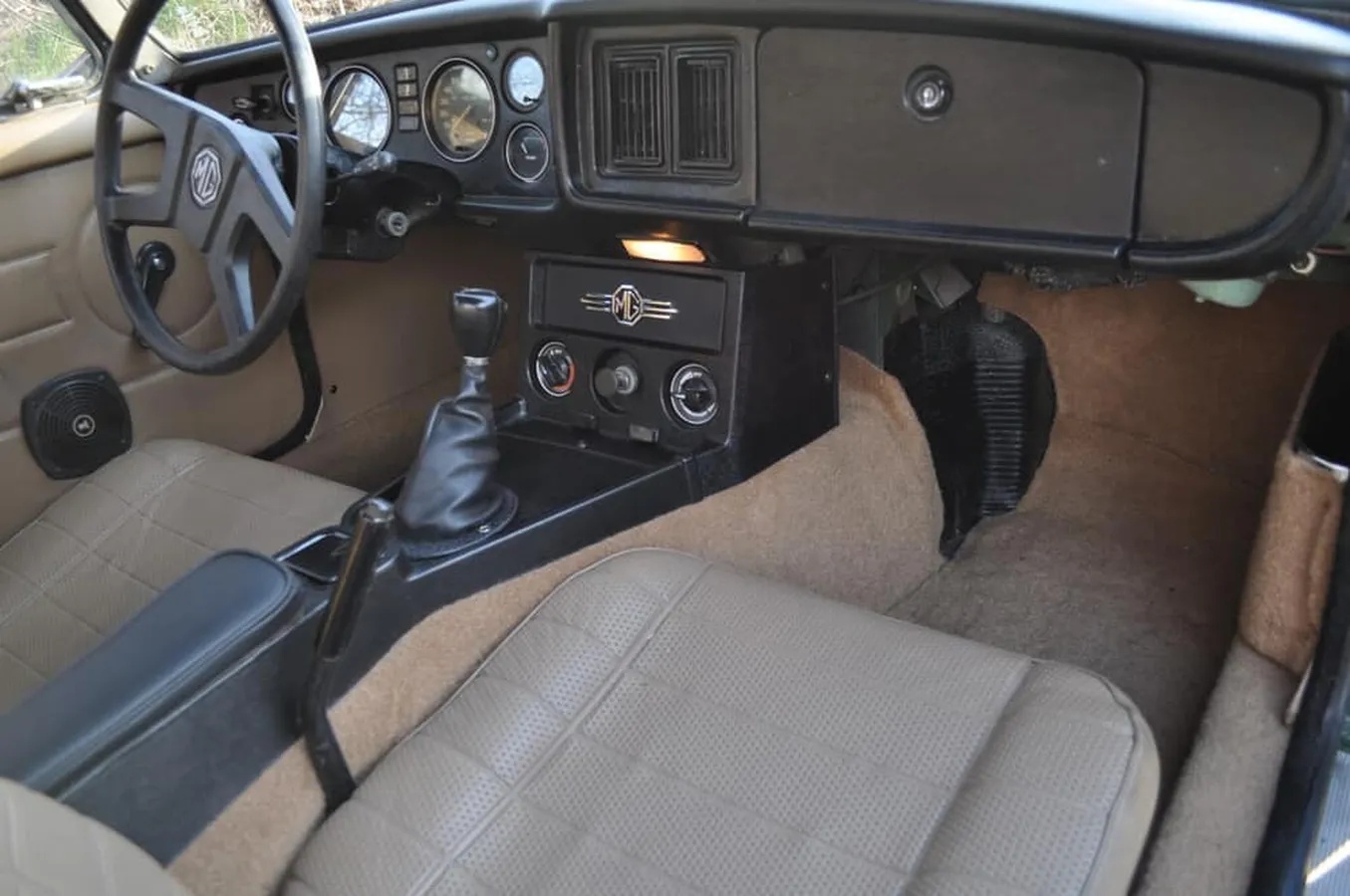 Mg-B-1979-Brooklands-Green-Brooklands-Green-Interior-7