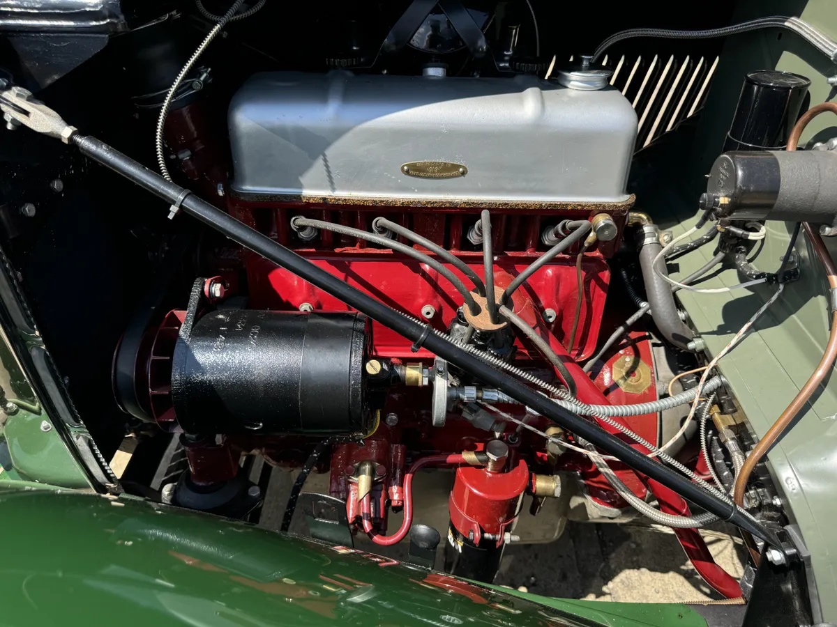 Mg-C-type-1948-Green-Green-10