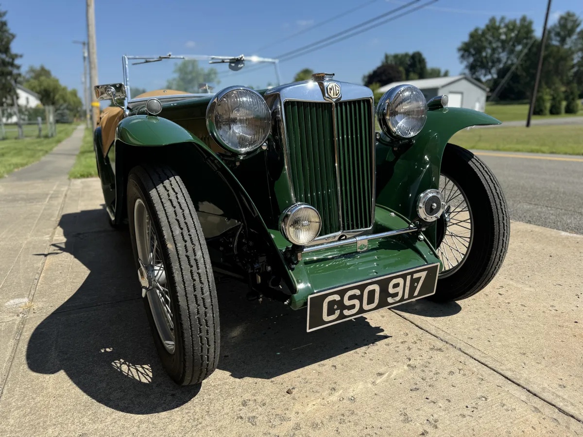 Mg-C-type-1948-Green-Green-18