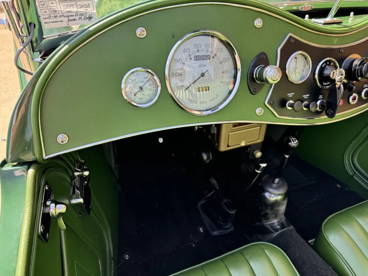 Mg-C-type-1948-Green-Green-3
