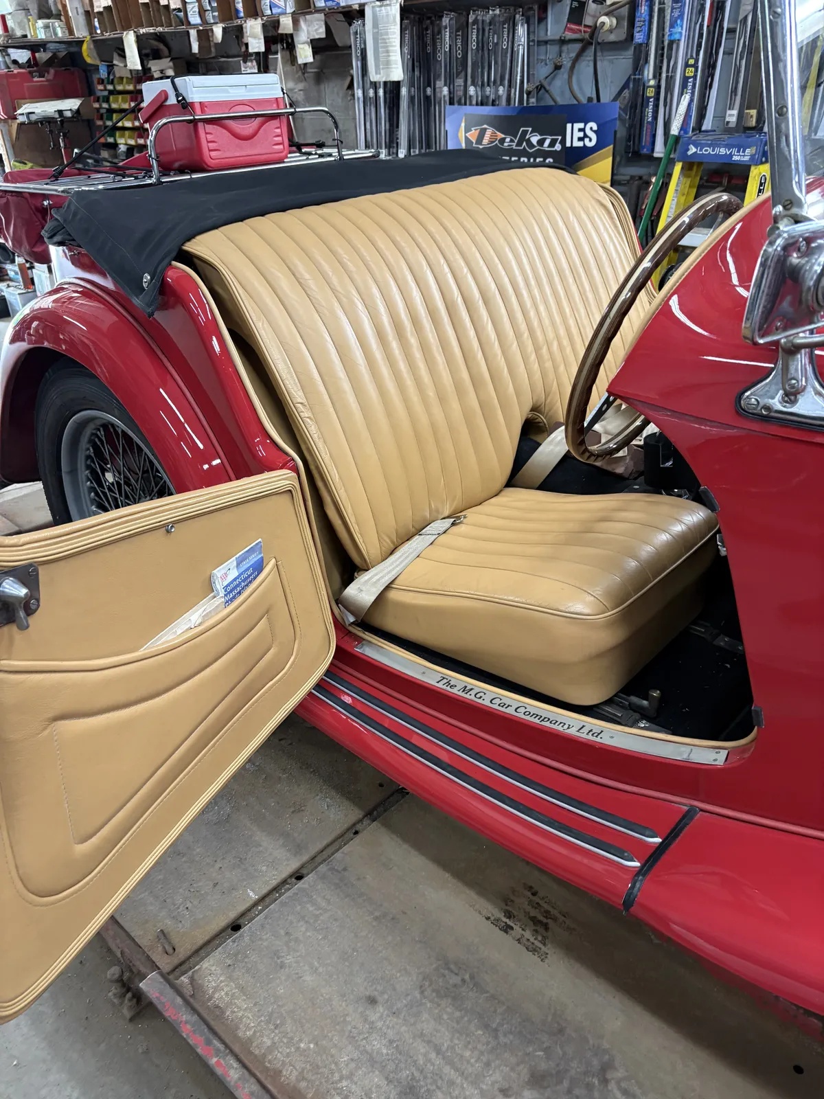 Mg-C-type-1948-Red-Tan-1
