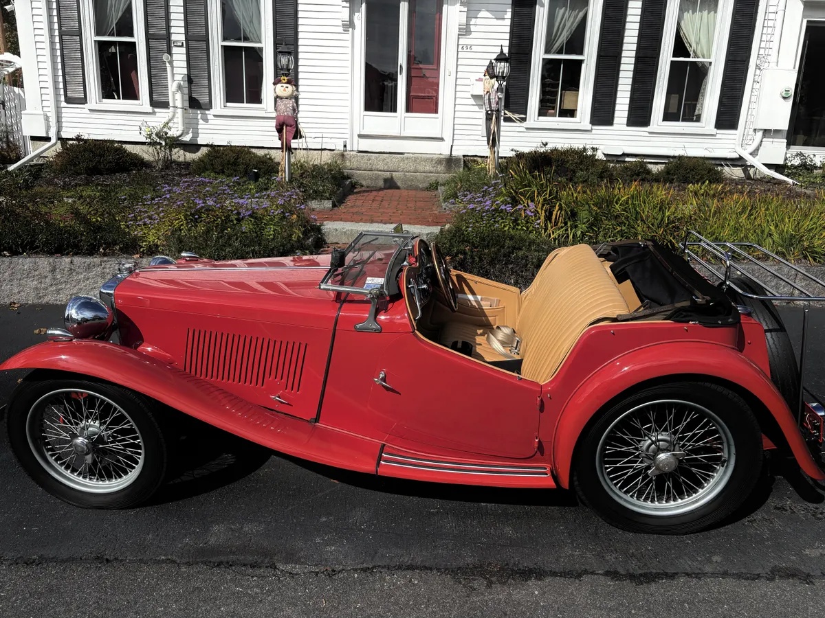 Mg-C-type-1948-Red-Tan-7