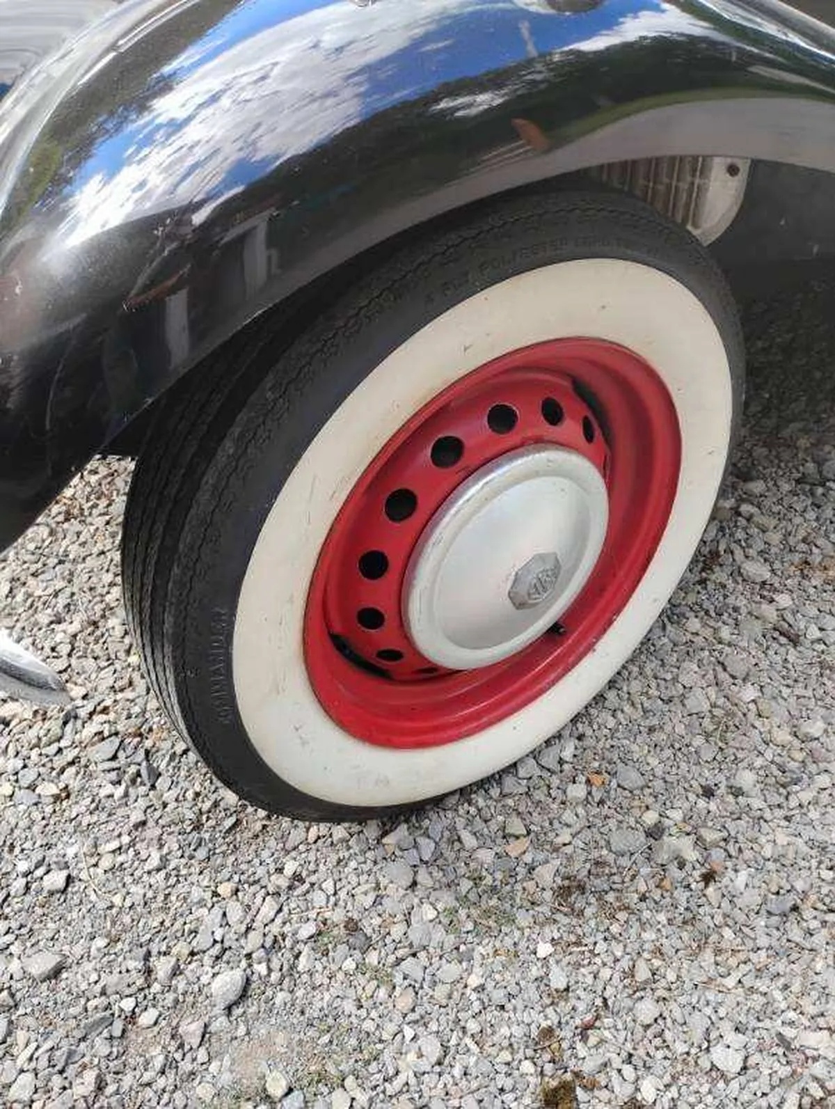 Mg-F-tf-1954-Black-Red-10