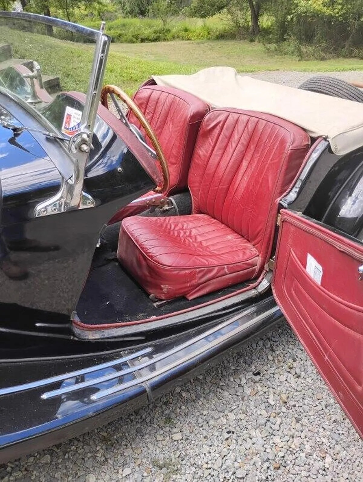 Mg-F-tf-1954-Black-Red-11