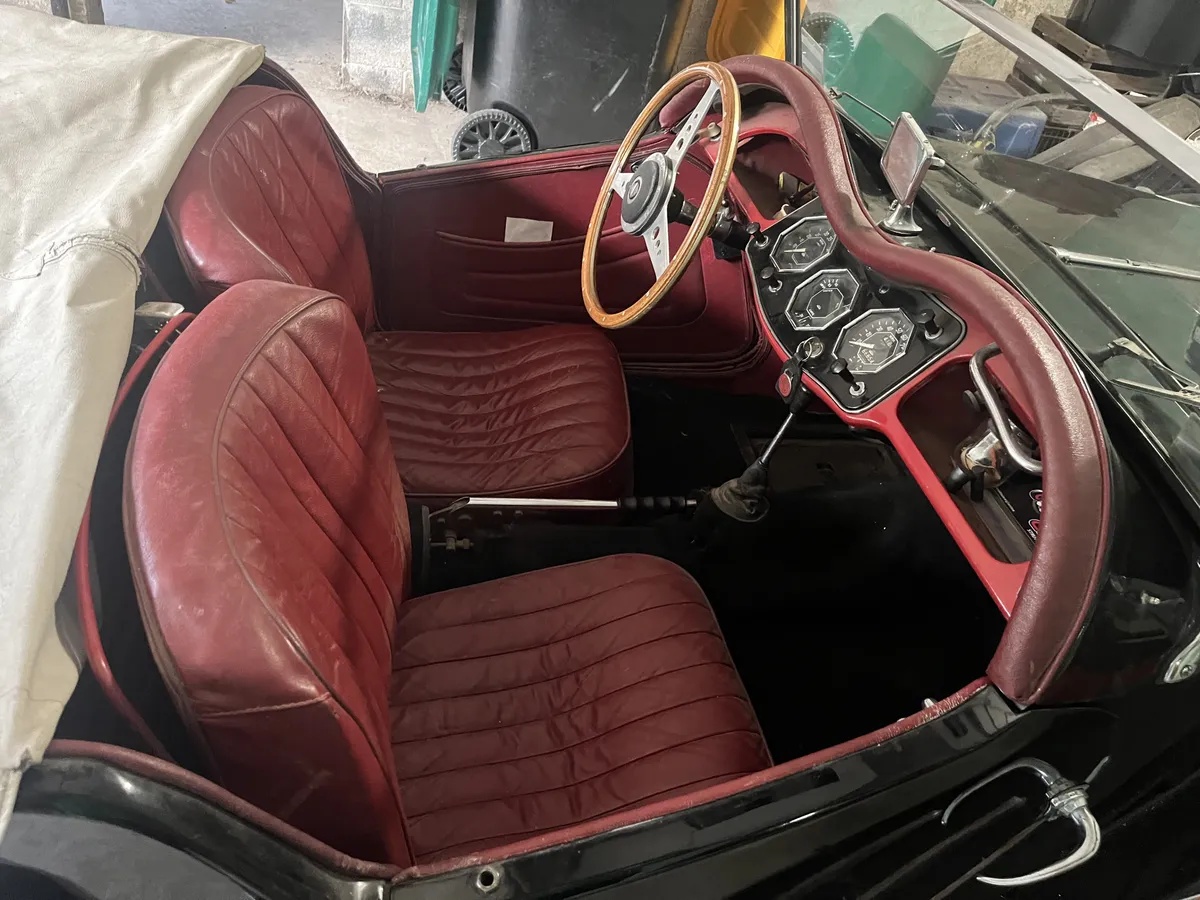 Mg-F-tf-1954-Black-Red-18