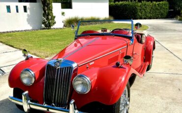 Mg-F-tf-1955-Red-Red-8