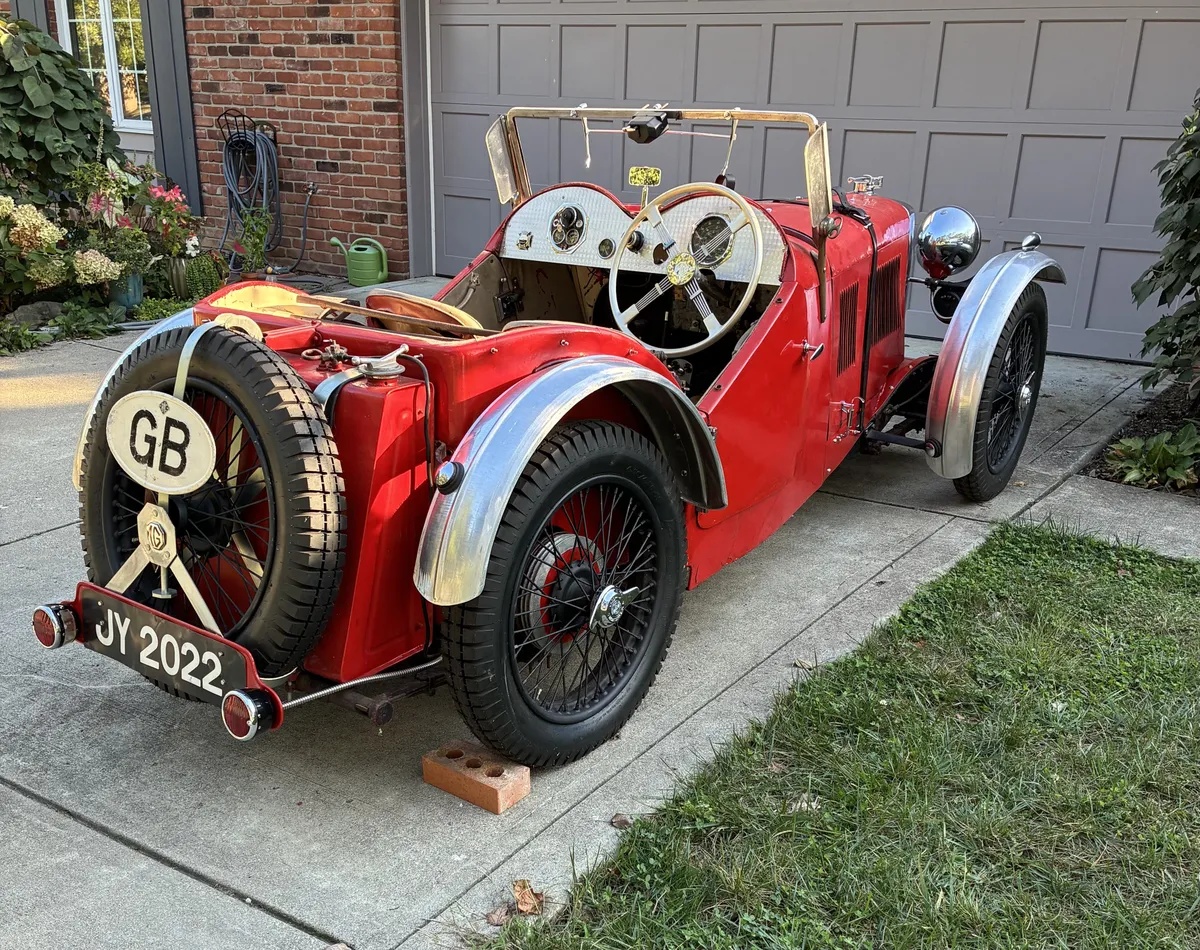 Mg-J2-1933-4