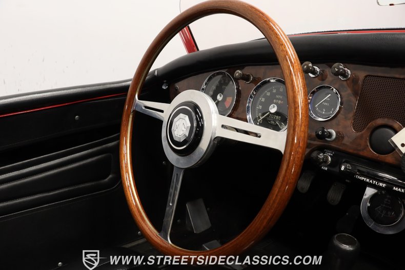 Mg-Mga-1958-Red-Black-46