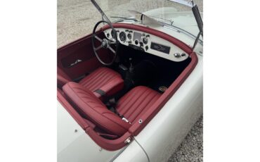 Mg-Mga-1960-White-Red-11