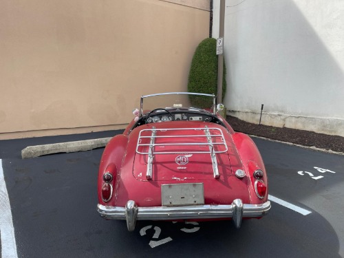 Mg-Mga-1961-Red-Black-6