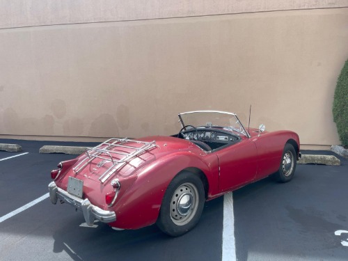 Mg-Mga-1961-Red-Black-7