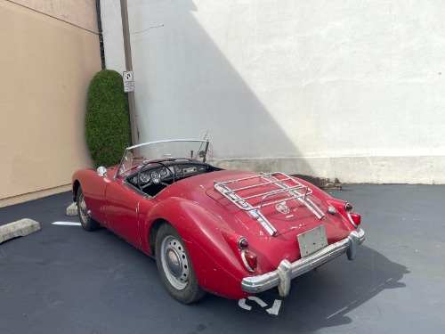 Mg-Mga-1961-Red-Black