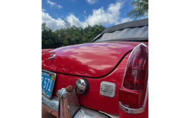 Mg-Mgb-1971-Cherry-Red-Cream-10