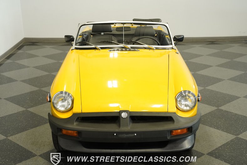 Mg-Mgb-1978-Yellow-Black-14