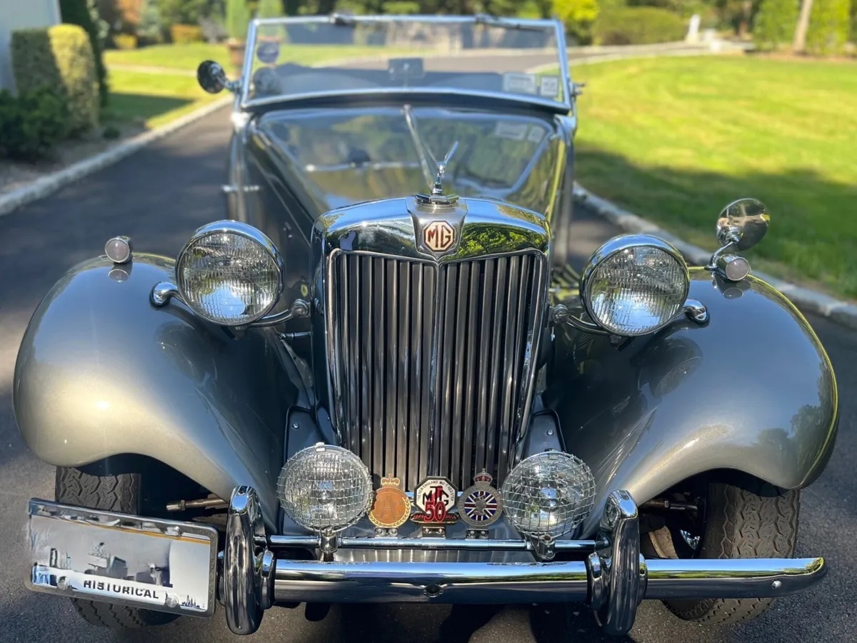Mg-T-type-1953-Silver-Oxblood-11