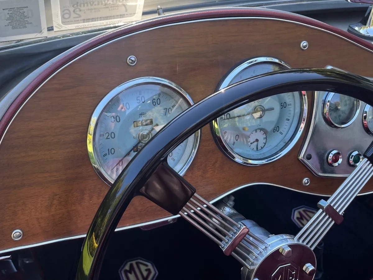 Mg-T-type-1953-Silver-Oxblood-16