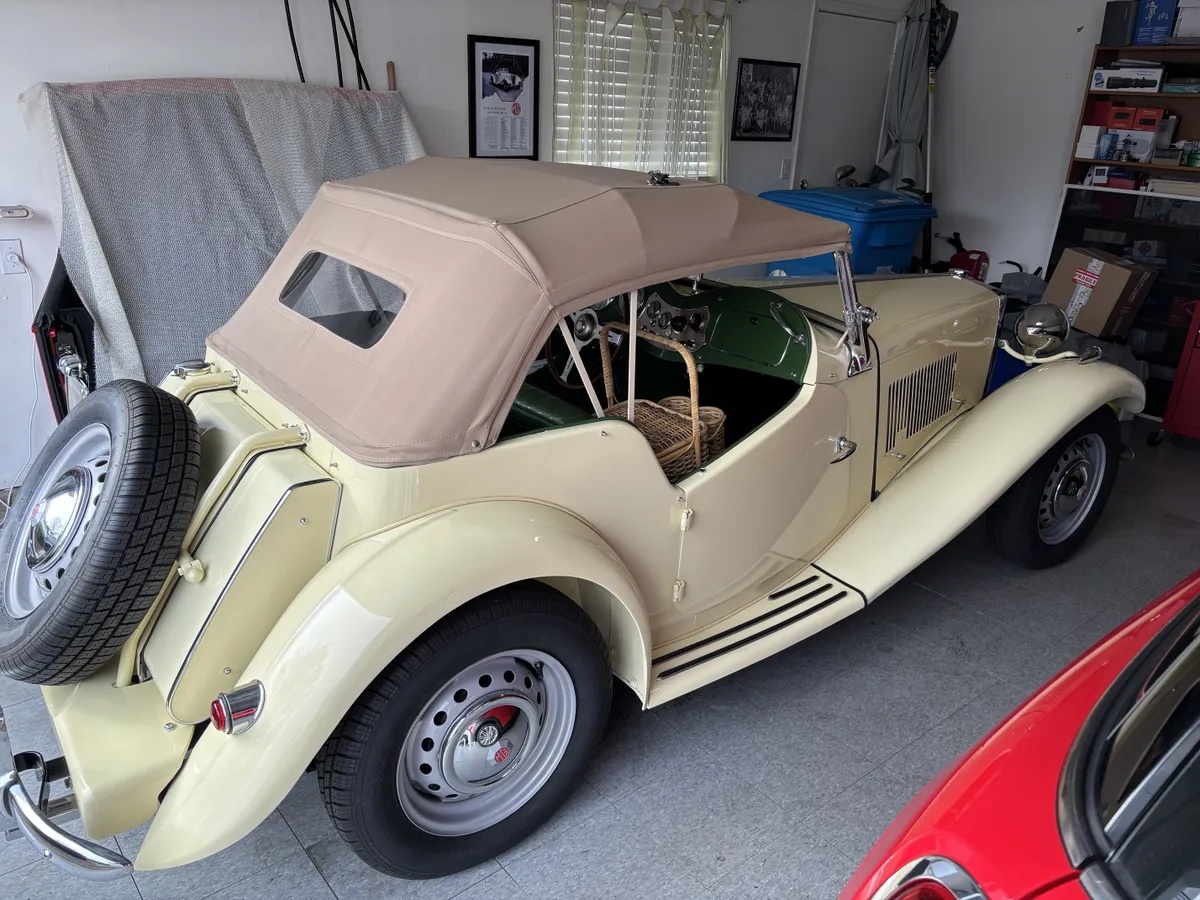 Mg-T-type-1953-Yellow-Green-19