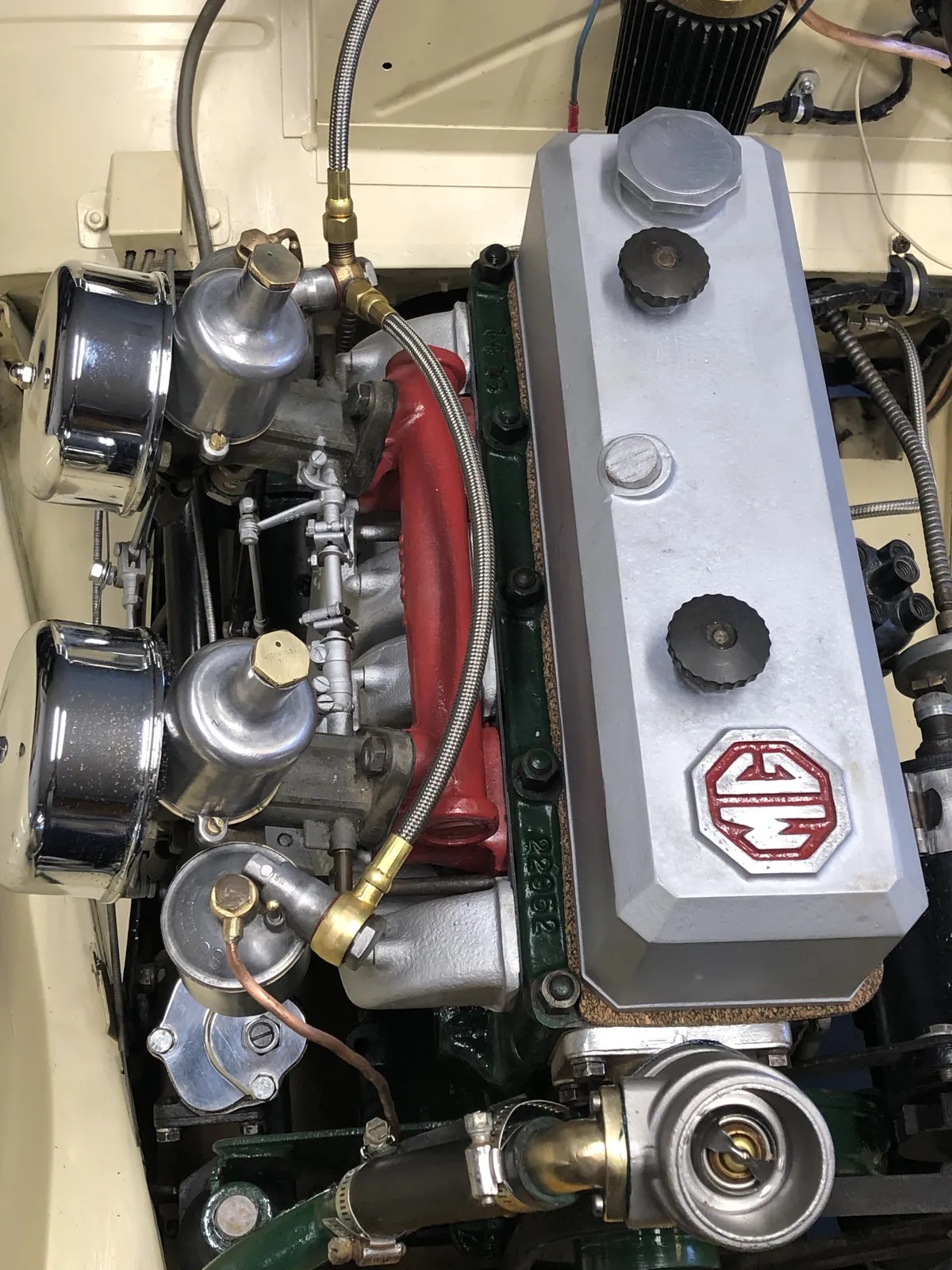 Mg-Tc-1948-Factory-Sequoia-Cream-Green-11